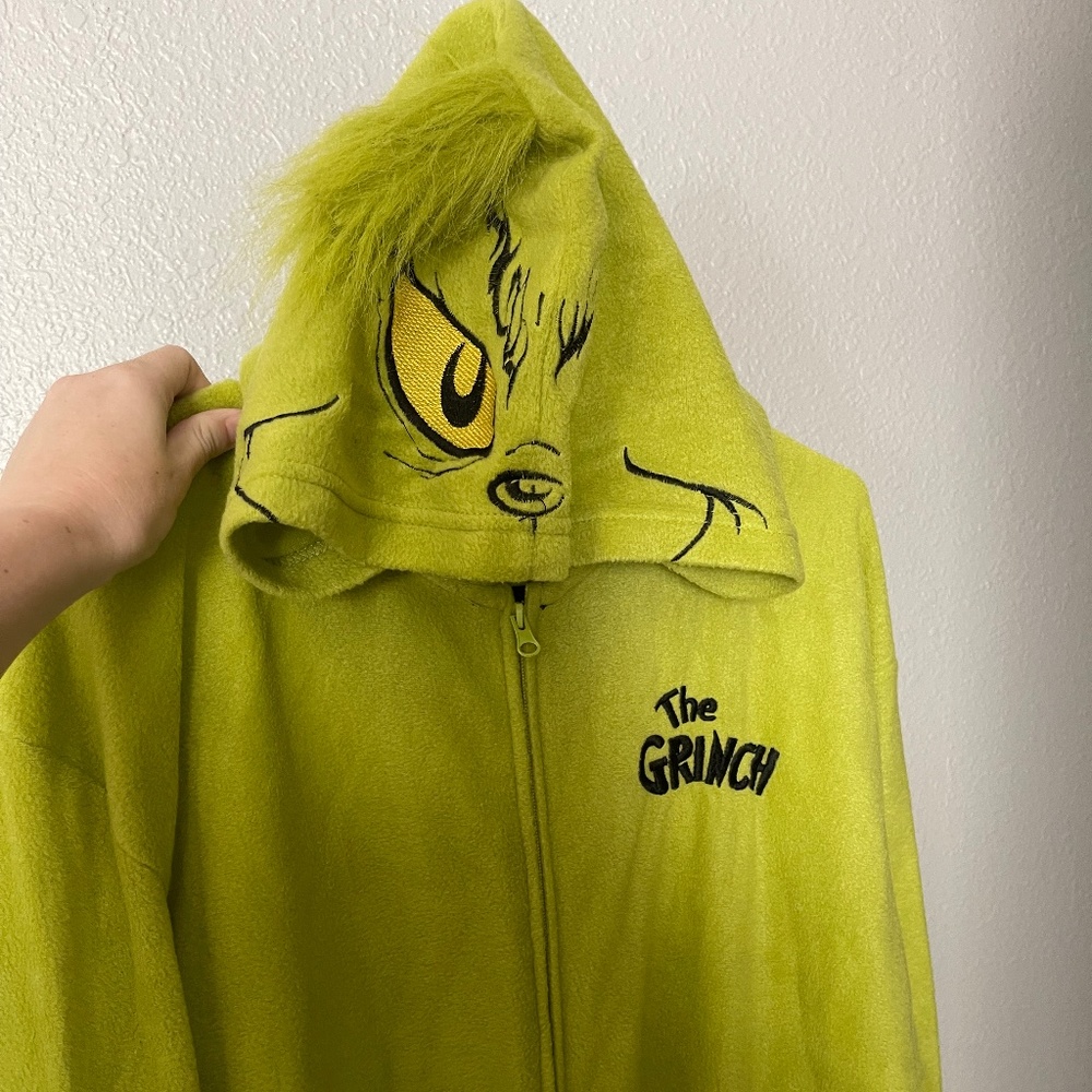 Grinch pajama suit
